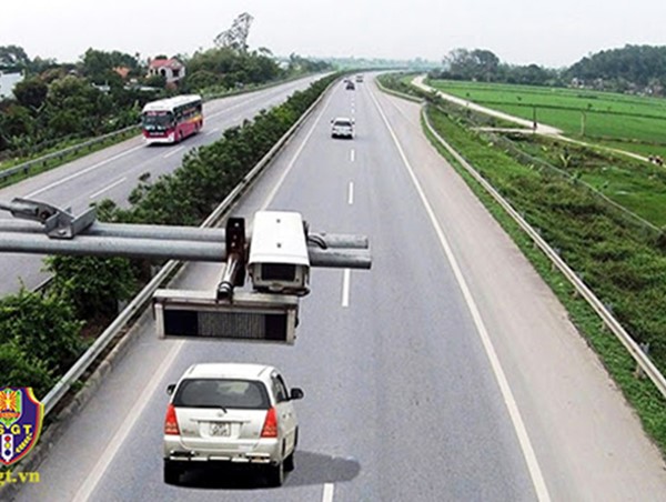 Đề xuất tăng nặng xử lý vi phạm với người điều khiển xe ô tô