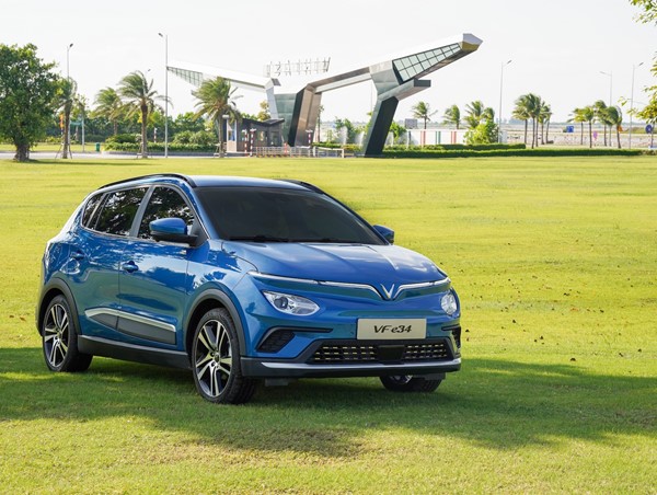 Xe điện VF e34 xô đổ mọi kỷ lục sau màn ra mắt mãn nhãn