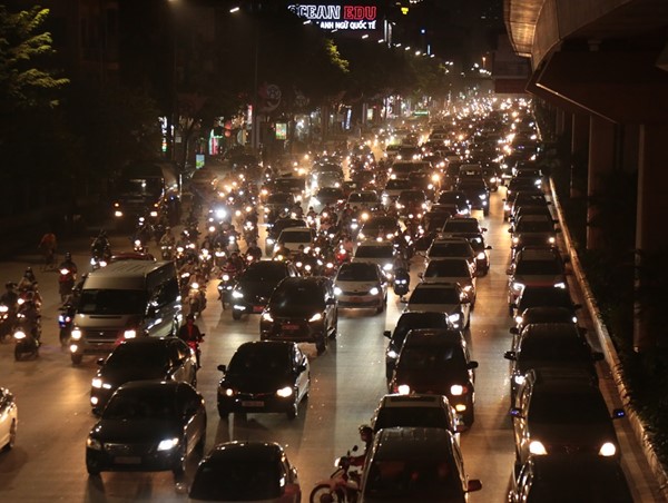 Hà Nội dự kiến đặt 87 trạm thu phí ô tô vào nội đô