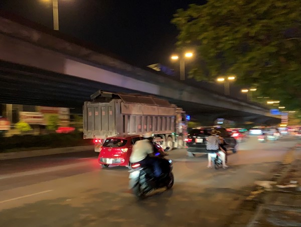 Mở cao điểm “nóng” xử lý xe quá khổ, quá tải, cơi nơi thành thùng