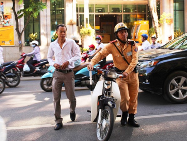 Không do dự khi xử phạt vi phạm hành chính trong lĩnh vực giao thông