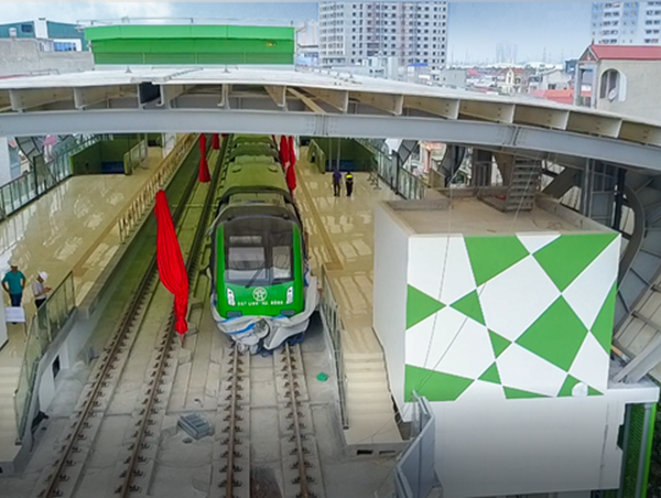 Xông điện toàn tuyến, sắp chạy thử đường sắt Cát Linh - Hà Đông