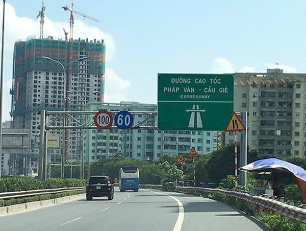 Phân luồng cao tốc Pháp Vân - Cầu Giẽ phục vụ thi công cống chui dân sinh