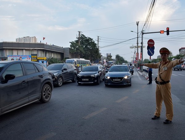 Cải tạo khu vực nút giao Pháp Vân: Chậm đồng bộ sẽ thiếu hiệu quả