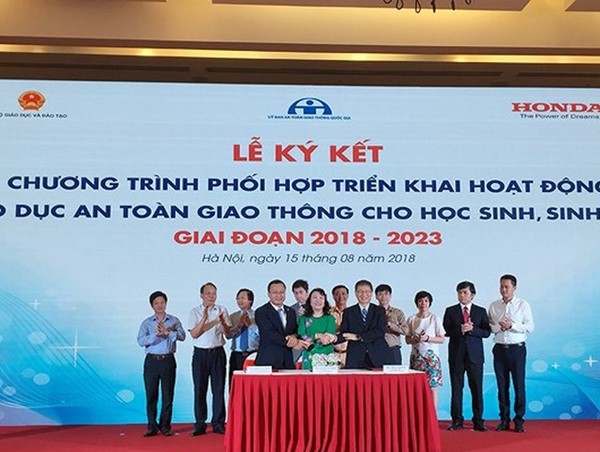 Triển khai chương trình giáo dục an toàn giao thông cho trẻ 5 tuổi