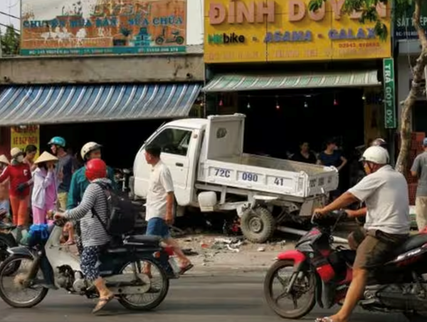Tài xế ô tô gây tai nạn liên hoàn tại Vũng Tàu có biểu hiện say rượu