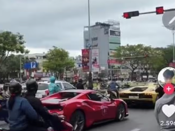 Phạt 167 triệu đồng với dàn siêu xe vượt đèn đỏ trên đường phố Đà Nẵng