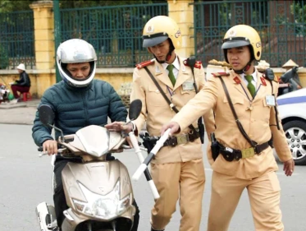 Hà Nội: 750 trường hợp vi phạm Luật Giao thông ngày 20/3