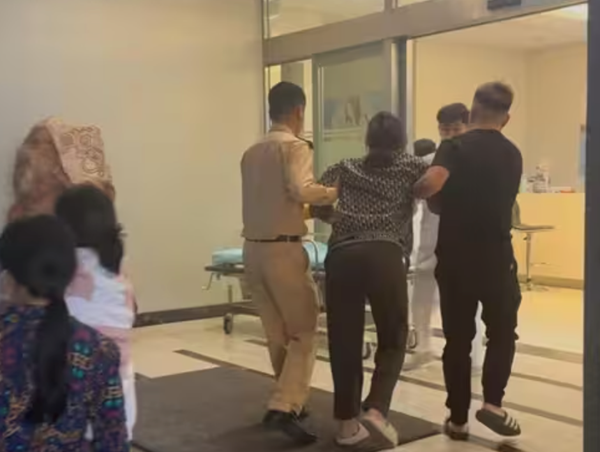 CSGT mở đường cho xe chở sản phụ sắp sinh kịp thời tới bệnh viện