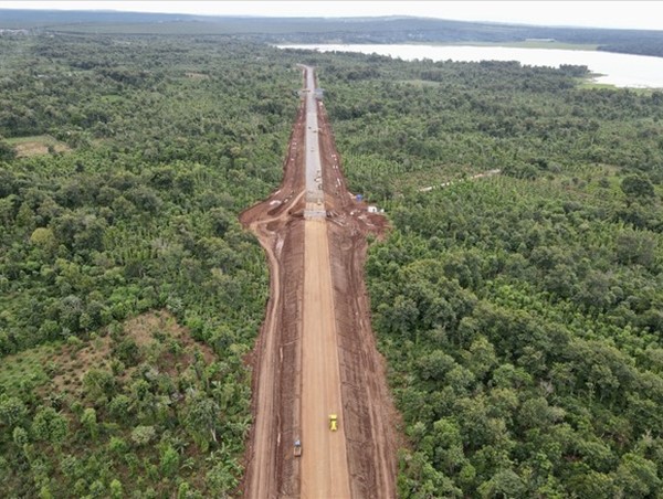 Sáu dự án mở rộng quốc lộ nguy cơ chậm tiến độ