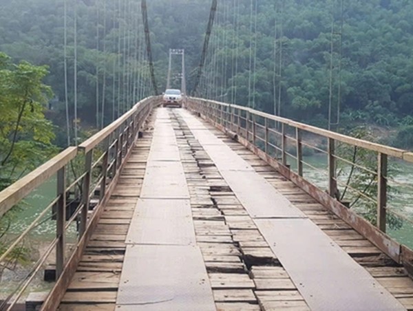 Thủ tướng: Khẩn trương rà soát, sửa chữa, khắc phục ngay hệ thống cầu treo trên toàn quốc