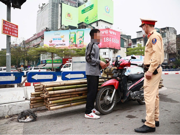 Hà Nội tăng cường xử lý xe ba bánh tự chế