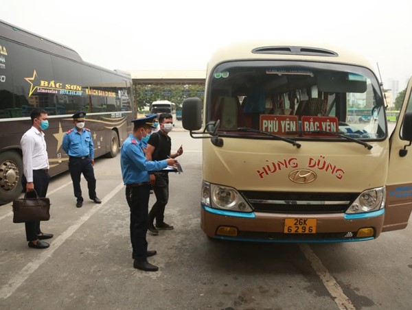 Hà Nội: tăng cường kiểm tra, kiểm soát hoạt động kinh doanh vận tải hành khách