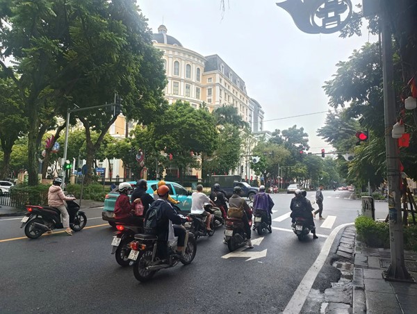 Bỏ bộ đếm lùi đèn tín hiệu giao thông: kỳ vọng thay đổi nhận thức người dân