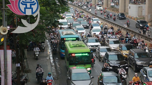 Mở rộng không gian lưu thông là yếu tố quyết định hiệu quả của xe buýt