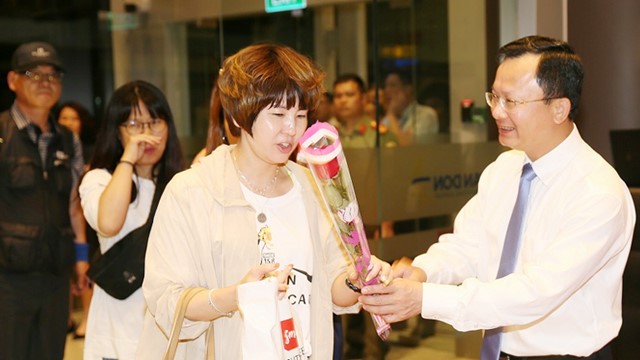 Cảng hàng không Quốc tế Vân Đồn đón chuyến bay đầu tiên từ Hàn Quốc