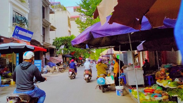 Nhiều hộ kinh doanh chủ quan với dịch Covid-19