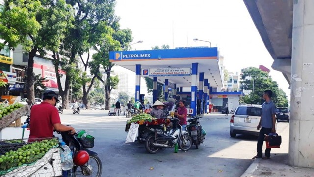 Hà Nội: Lộn xộn trên phố Cầu Mới