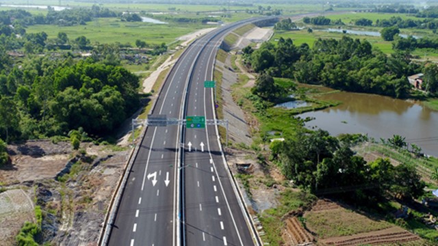 Mức thu phí khởi điểm cao tốc Bắc - Nam là 1.500 đồng/km