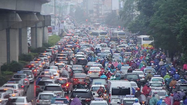 Ùn tắc giao thông ở Hà Nội gây thiệt hại hàng tỷ đồng mỗi năm