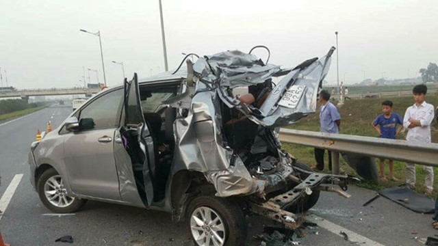 Vụ lùi xe gây tai nạn trên cao tốc: Mất bò vẫn chưa lo làm chuồng