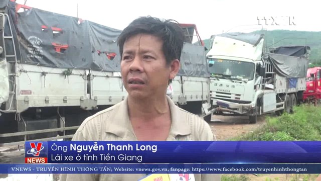 Giao thông mất an toàn do Quốc lộ 1 hư hại nặng sau mưa lũ