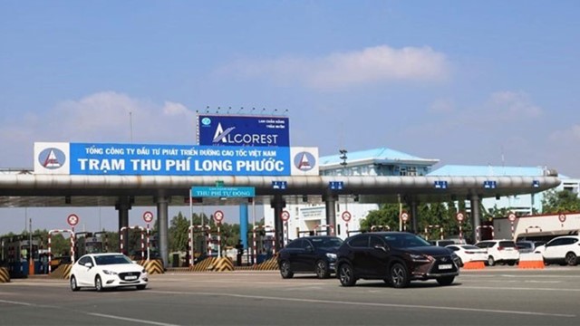 Bộ Giao thông ra hạn chót về thu phí tự động không dừng