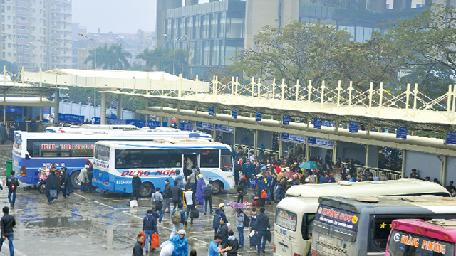 [Thói hư - tật xấu trong văn hóa giao thông Hà Nội] Bài 2: Phá luật là chuyện thường