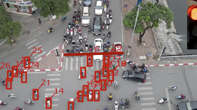 Đua nhau… vượt đèn đỏ!