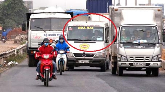 Mức xử phạt đối với lỗi vượt bên phải khi đang lưu thông trên đường