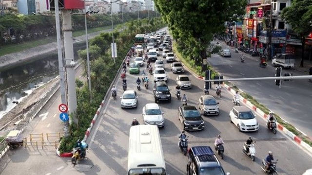 Hiện trạng đường Láng được đề xuất mở rộng lên 53,5m