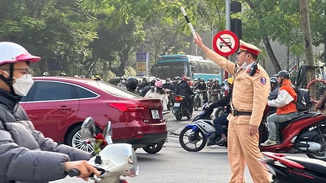 Những lỗi vi phạm giao thông mà người điều khiển xe máy chỉ bị nhắc nhở