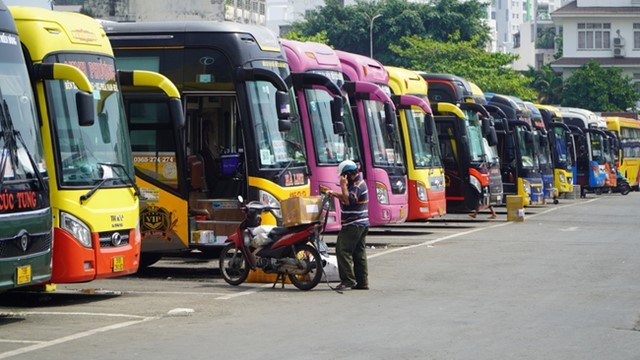 Vận tải hành khách liên tỉnh làm gì để hút khách?