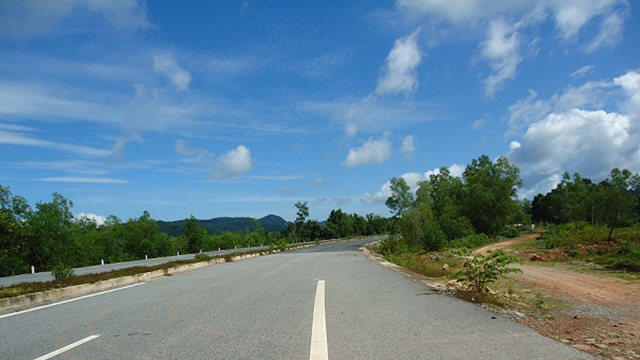 Doanh nghiệp đề nghị tài trợ bằng sản phẩm xây dựng trục Bắc - Nam