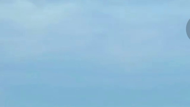 Ô tô hỏng bánh vẫn lưu thông trên cao tốc