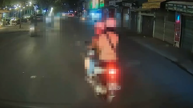 Tài xế xe máy chèn ép, chặn đầu xe cấp cứu