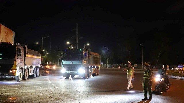 Nữ chỉ huy đội CSGT, trực tiếp xử lý nhiều “hung thần đường phố“