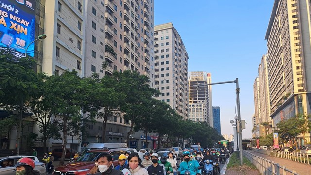 Đi xe vào làn đường BRT bị phạt thế nào?