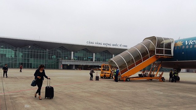 Tạm dừng đường bay TP Hồ Chí Minh – Vinh từ 0 giờ ngày 2/7