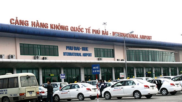 Hai lãnh đạo cấp cao của sân bay Phú Bài bị cách chức