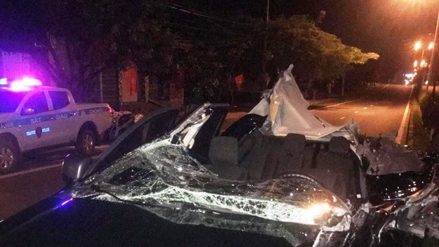 Đâm thẳng vào đuôi xe tải, tài xế xe bán tải tử vong tại chỗ