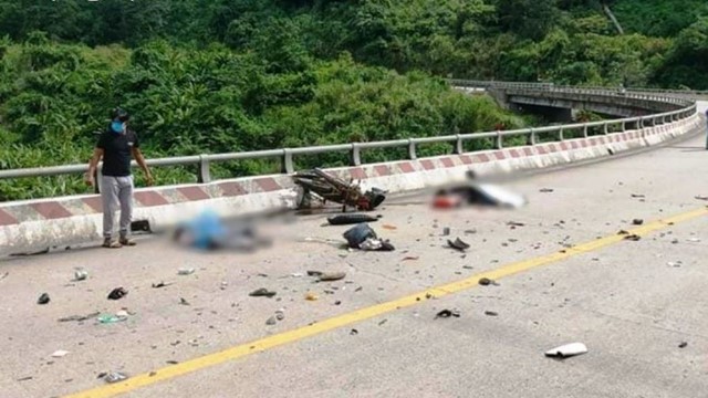 Tai nạn giao thông mới nhất hôm nay (4/10): Xe máy va chạm xe tải, 2 người thương vong khi đang trên đường về quê