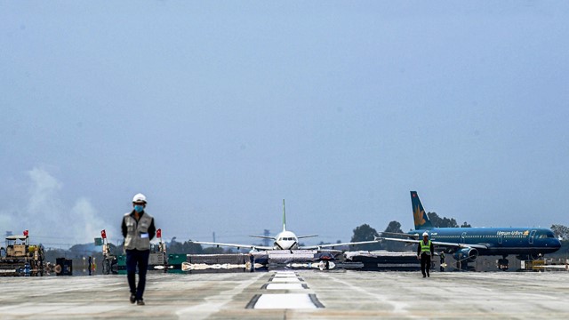Ngày 27/1: Dự án sửa đường băng sân bay Nội Bài chính thức được khai thác 