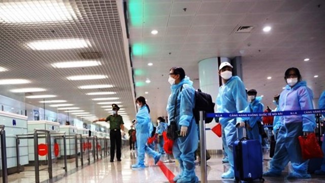 Dỡ bỏ hoàn toàn hạn chế về nhập cảnh với công dân Việt Nam về nước