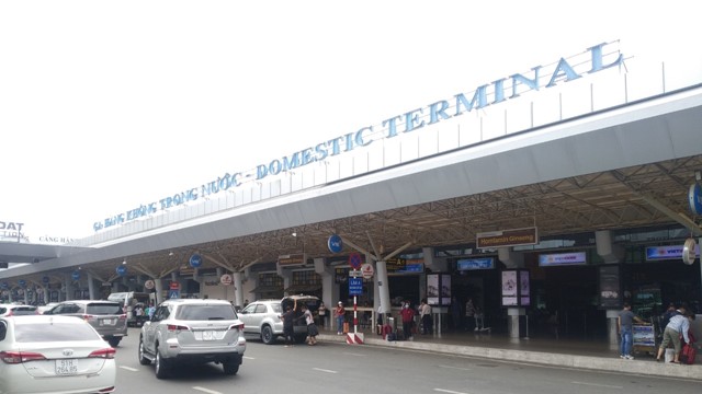 TP Hồ Chí Minh: Yêu cầu chấn chỉnh tình trạng “chặt chém” tiền taxi tại sân bay Tân Sơn Nhất