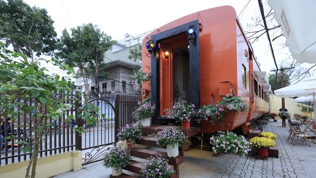 Vẻ đẹp sau chỉnh trang các nhà ga trên tuyến Hà Nội - Hải Phòng