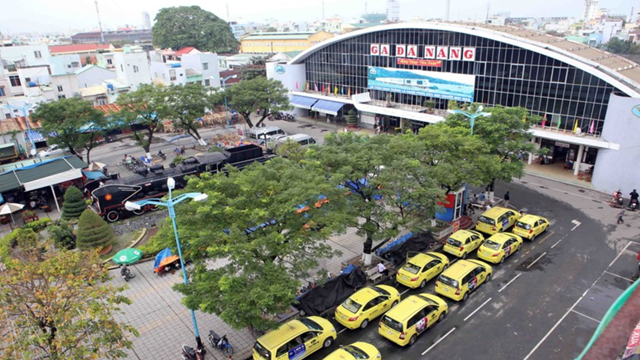 Khống chế hành khách say xỉn, gây rối trên tàu hỏa SE2