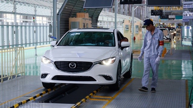 Bộ GTVT phản hồi kiến nghị giảm phí đăng kiểm, phí cầu đường