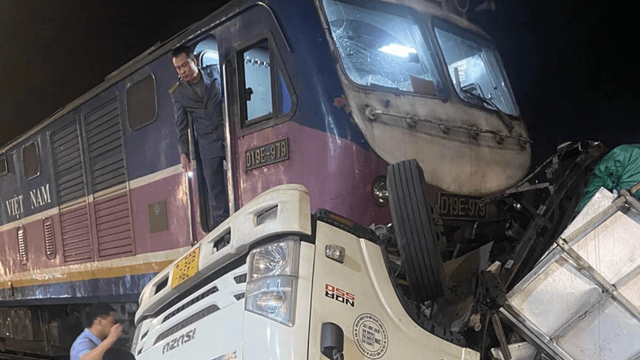 Lắp 8 cần chắn tự động tại các lối đi tự mở qua đường sắt tại Hải Phòng