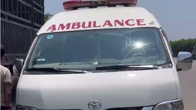 Phát hiện xe cứu thương nghi sử dụng biển số giả